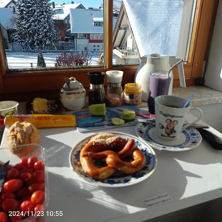 Allgaeu Vibes - Fusslaeufige Erreichbarkeit Vom Bahnhof, Mit Aussicht, Wettergeschuetzter Balkon Oberstaufen Exterior foto